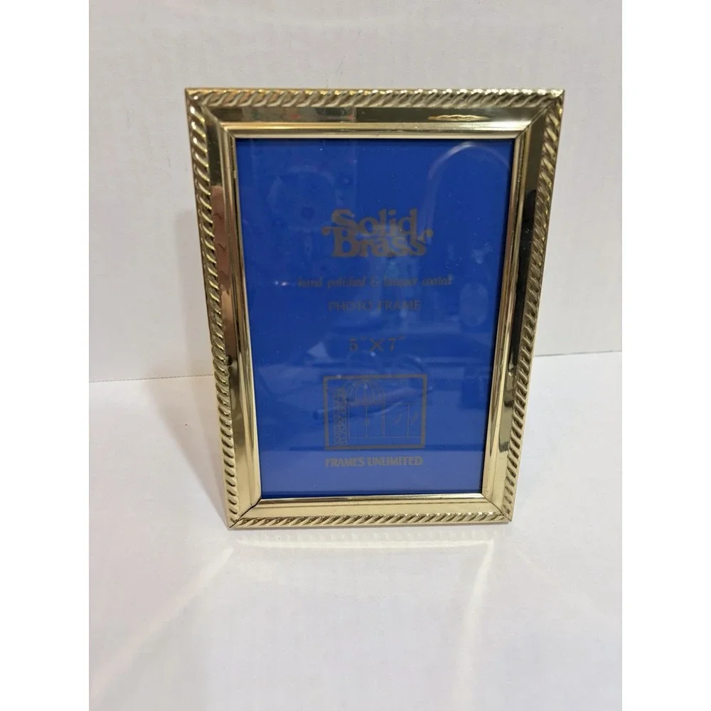 Frames Unlimited Solid Brass Polished Gold 5x7 Photo Frame excellent condition